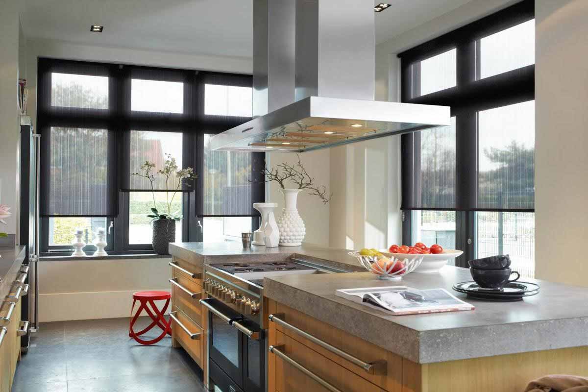 iluminación con cortinas para cocina