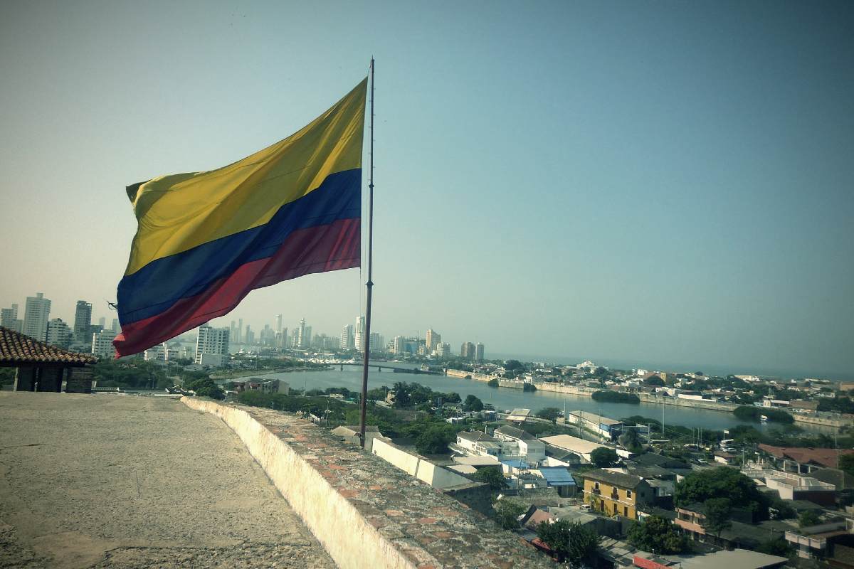 Impuestos colombianos
