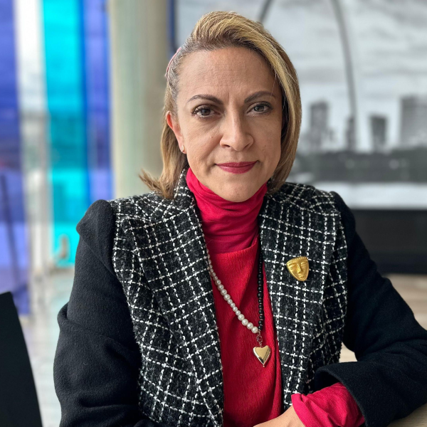 Jineth Bedoya: Renuncia a la Justicia Tras 25 Años de Lucha