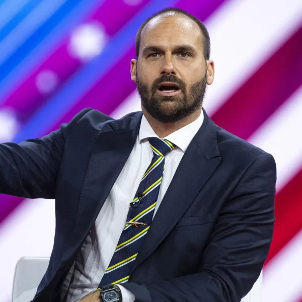 Eduardo Bolsonaro: La figura clave en la política de Brasil