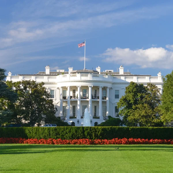 Casa Blanca: La Arquitectura y el Poder en Debate
