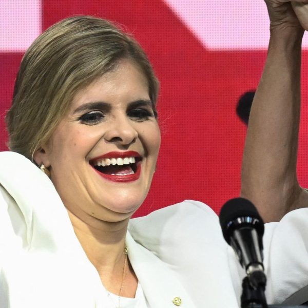 Laura Fernández Costa Rica: La nueva presidenta que sorprende al país