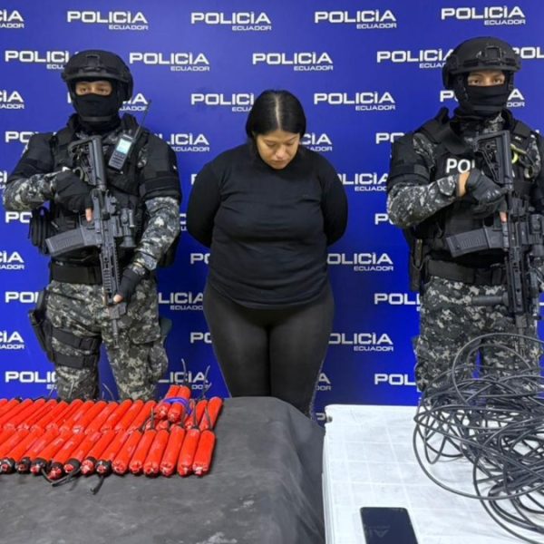 Detención de mujer con explosivos en Guayaquil genera alarma