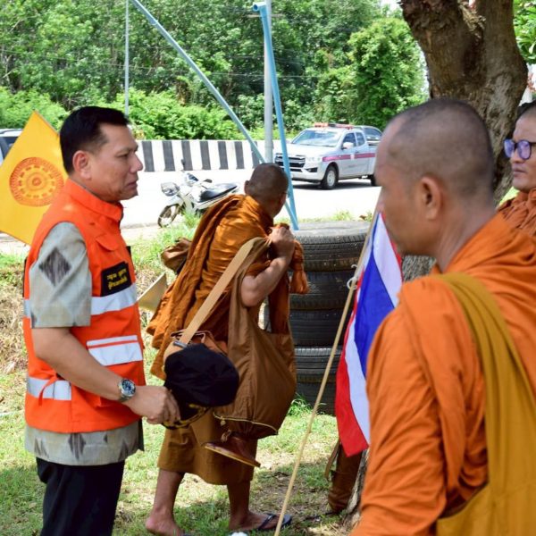 Accidente de monjes en Tailandia: confusión y tragedia en Mukdahan